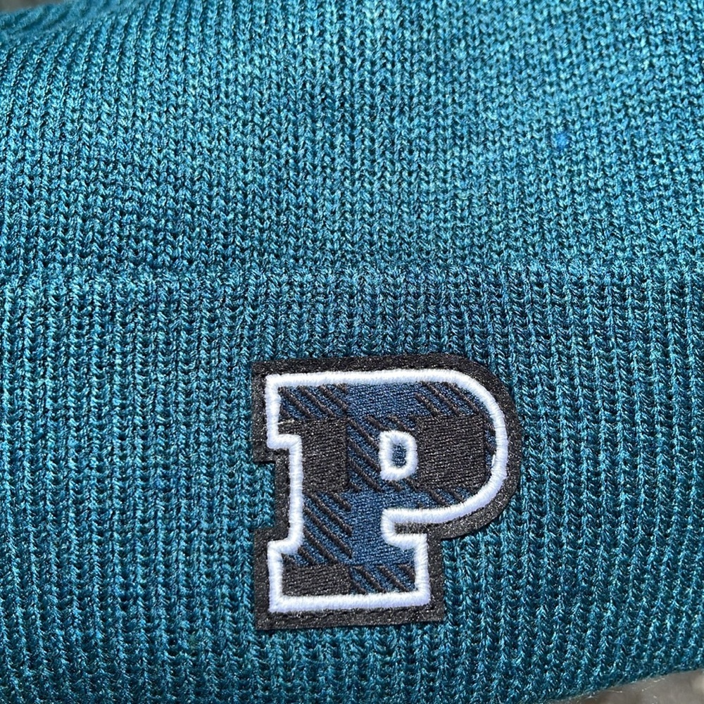 PINK VS Rib Knit Beanie In Black Ivy P Logo Graphic - Picture 9 of 12